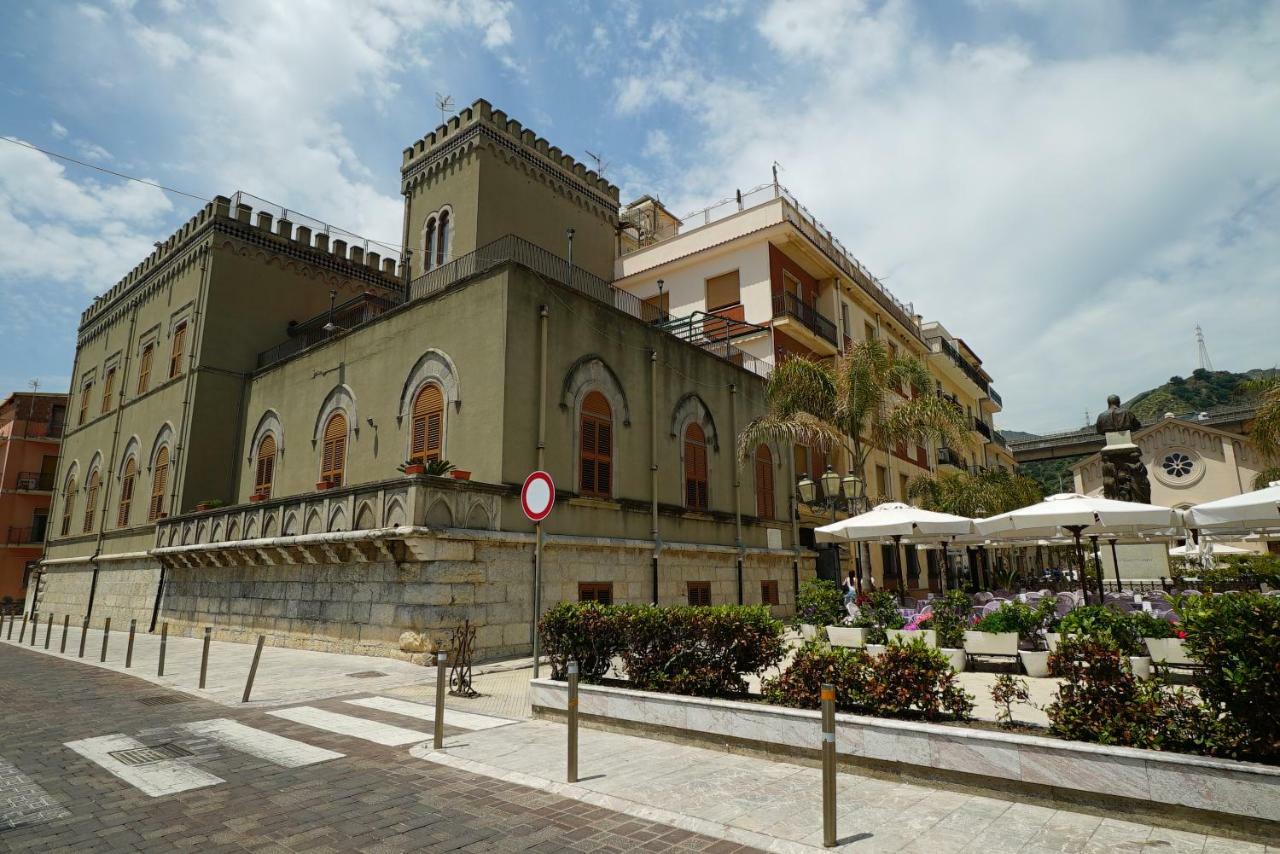 Palazzo Durante Hotel Letojanni Exterior photo