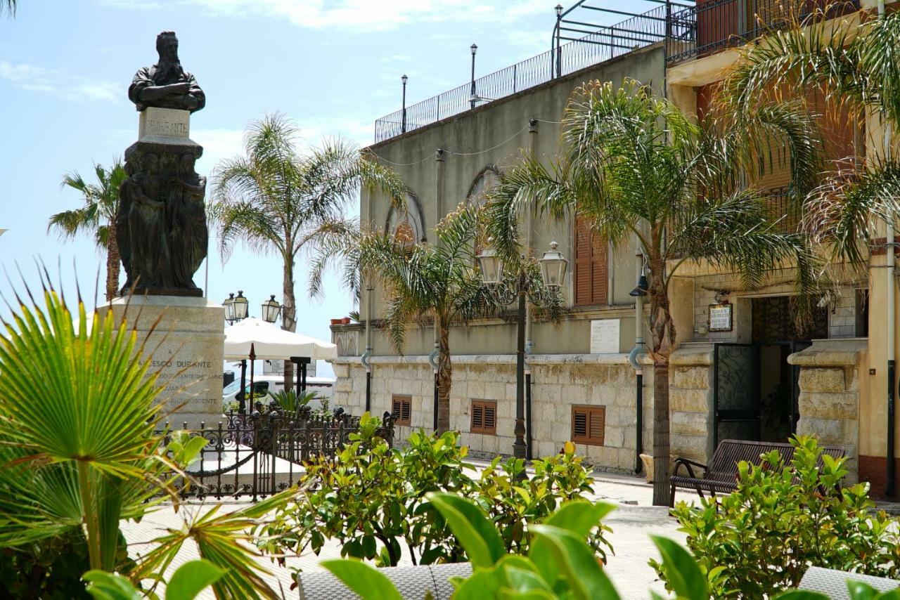 Palazzo Durante Hotel Letojanni Exterior photo